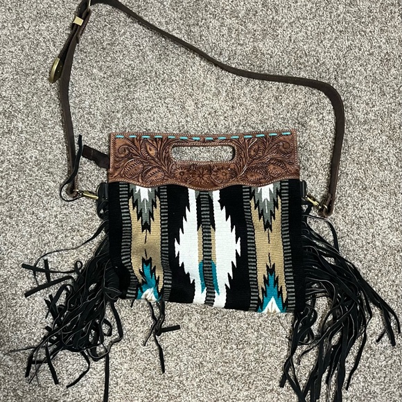 Source Unknown Handbags - Turquoise Accent Southwestern Fringe Crossbody Bag - Unbranded NWOT